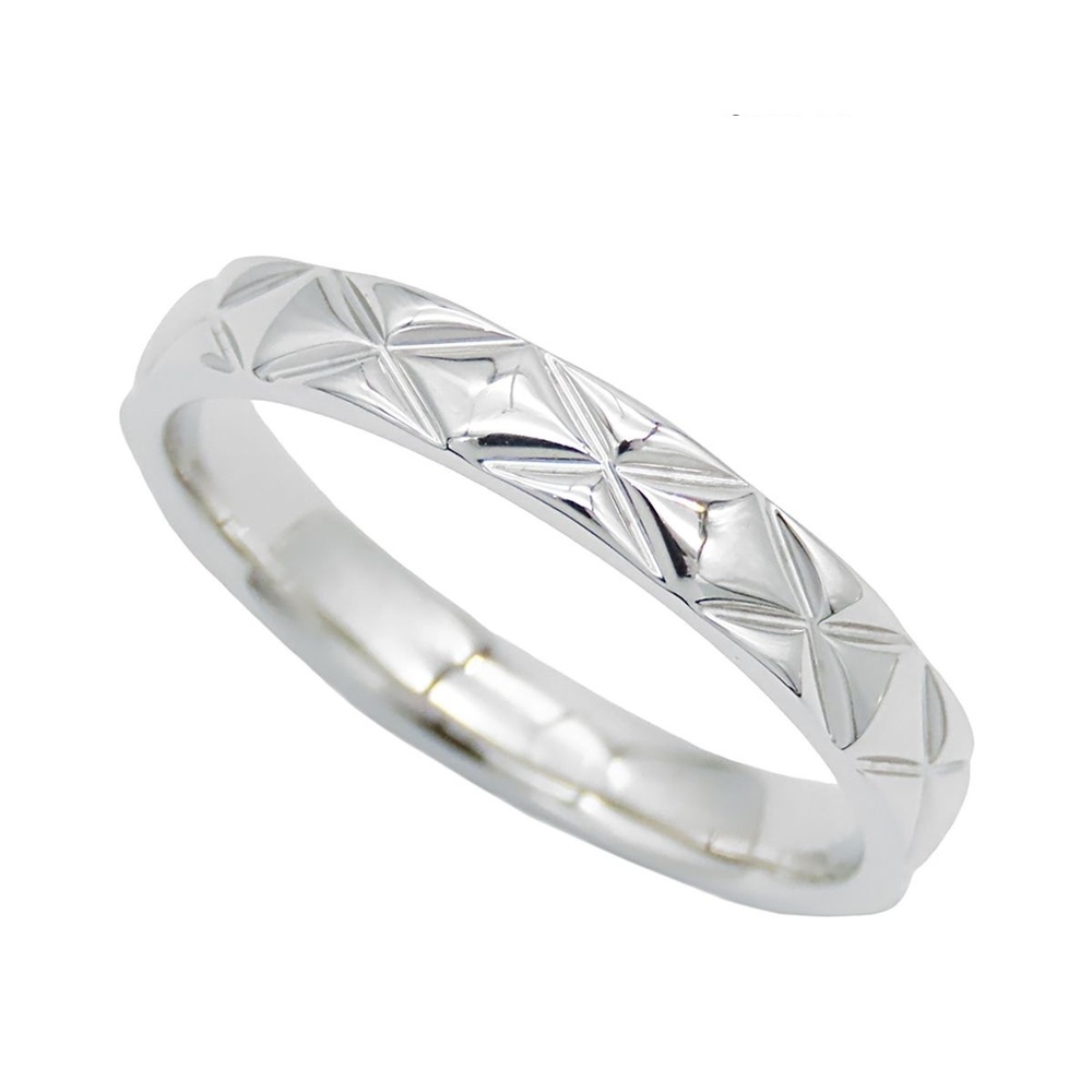 Chanel Quilted Platinum 59 Ring
